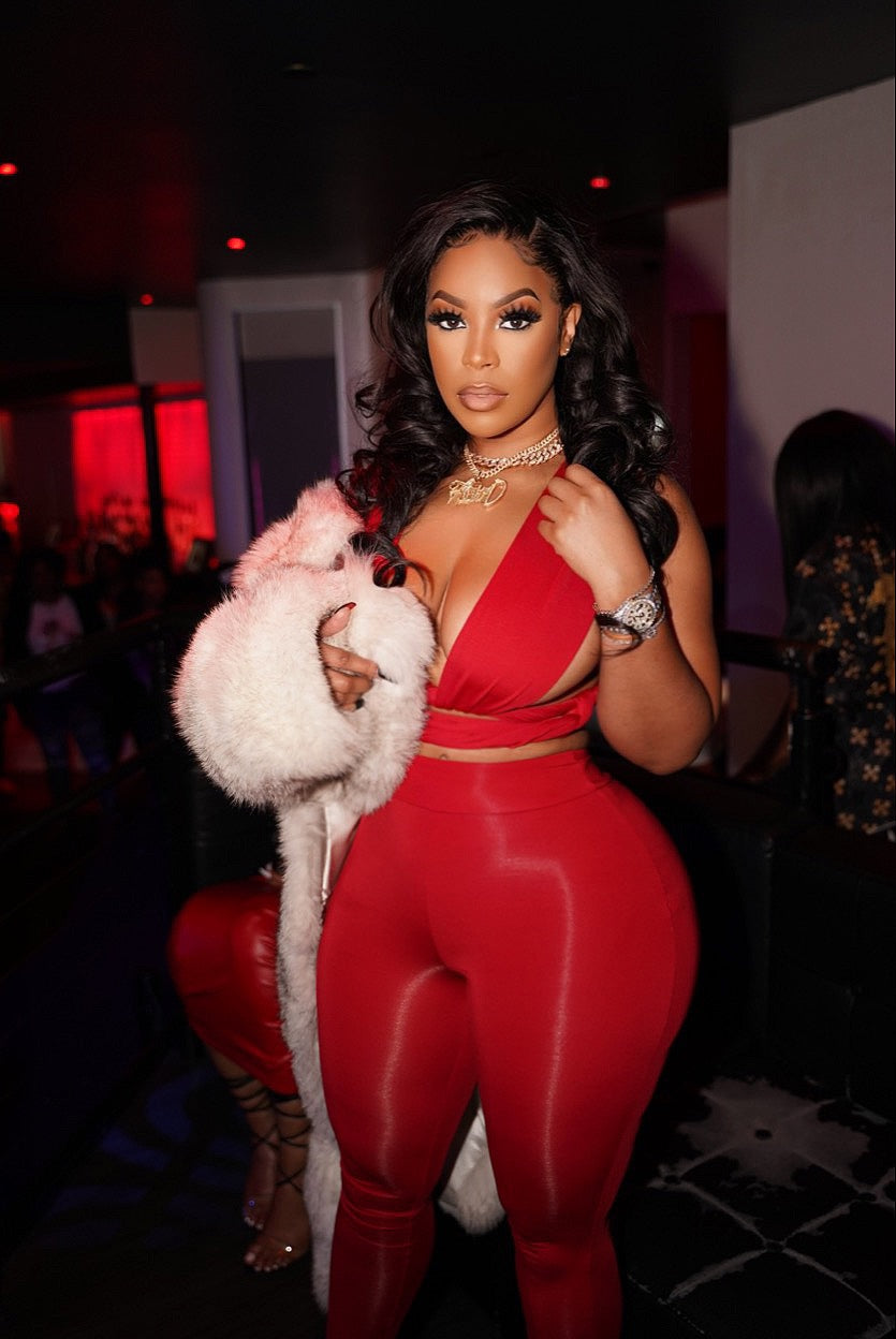 Restocked “Cross my Heart” set