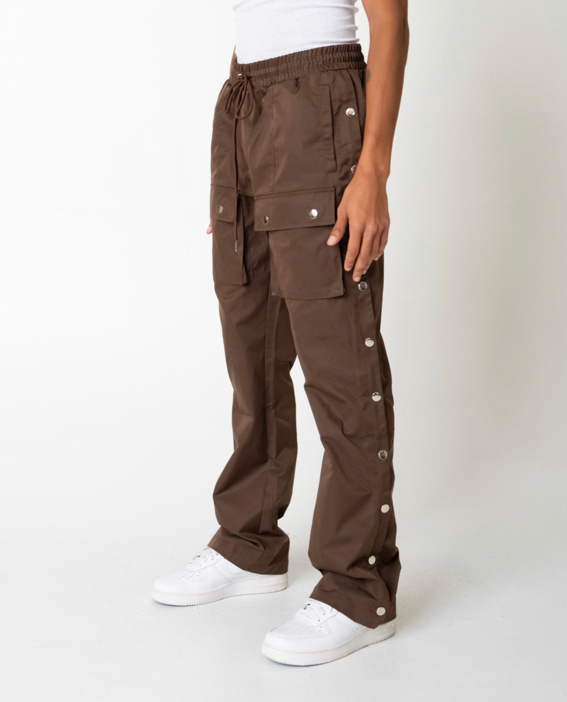 New! Snap Cargo Flared Pants (Brown)