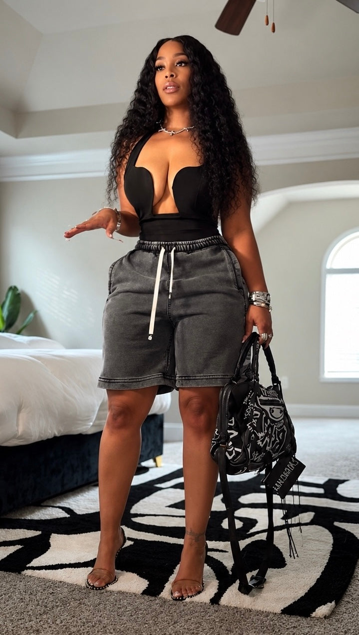 Edikted Halter Top