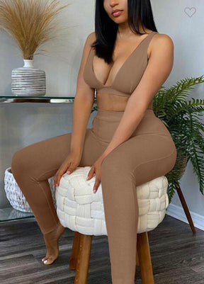 “Keep It Brief” Lounge Set ships 5/5